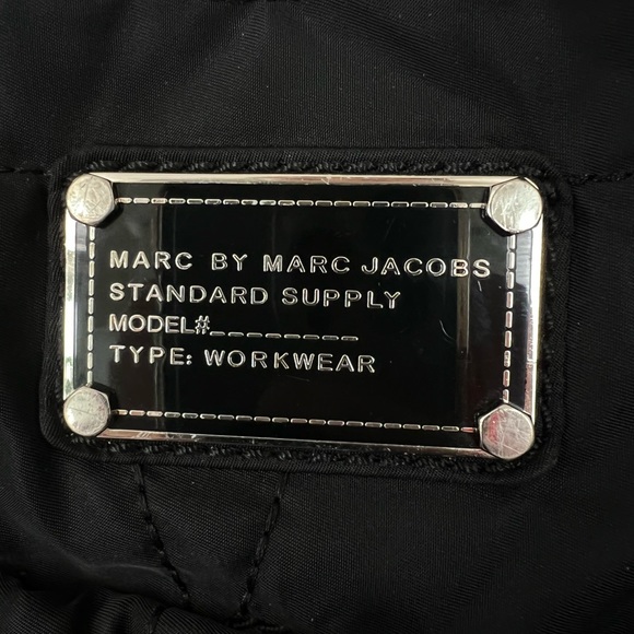 Large Full-Zip Marc Jacob’s Diaper Bag - Picture 3 of 14